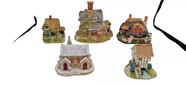 Lilliput Lane Miniature English Cottages Collection