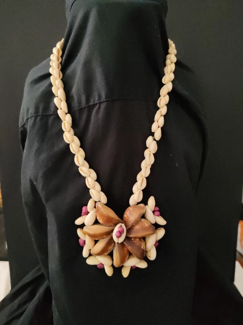 Collier Authentique En Coquillages Du Pacifique - Tahiti Tuamotu - Occasion Très Bon état