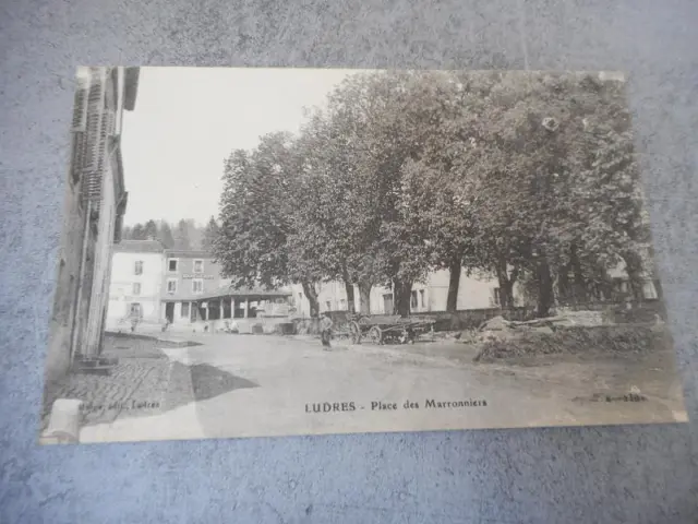 Cpa Ludres Place Des Marronniers Murthe Et Moselle 54 N450