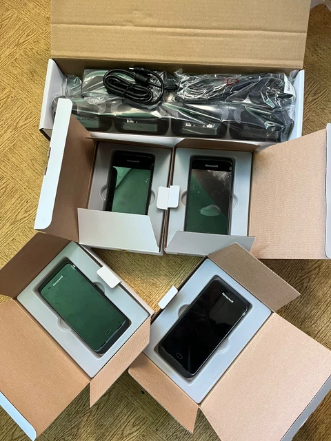 x4 PDA Code Barre 4G 2D Honeywell  Dolphin CT40 -LON-2SC110E  Station De Charge