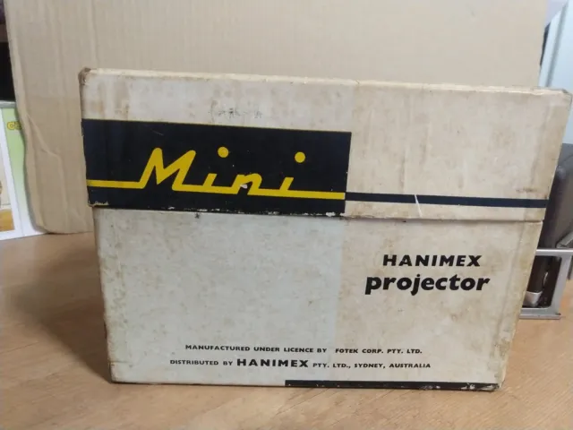 Hanimex ‘Mini’ folding slide projector