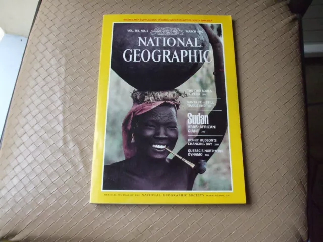 NATIONAL GEOGRAPHIC  MARCH 1982  Vol 161  n° 3 (en Anglais) dble Map supplement