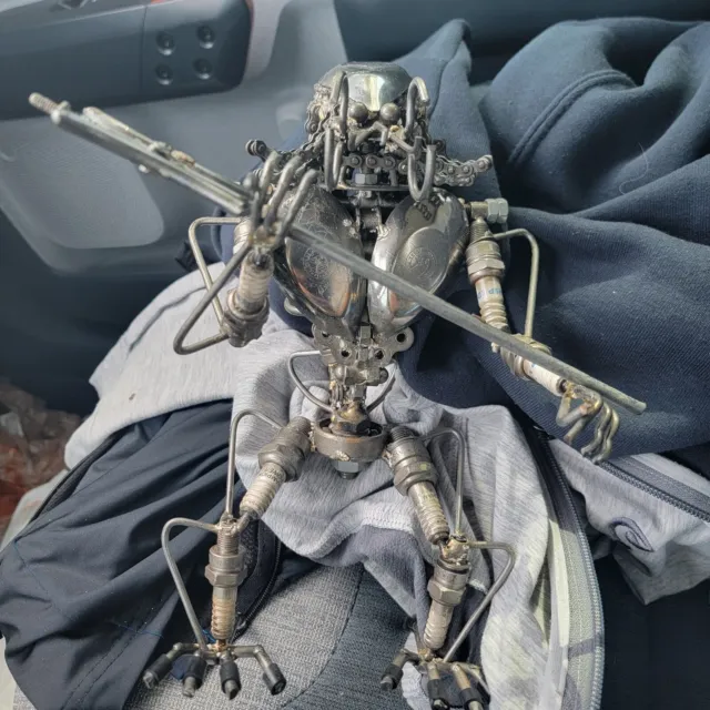 Handmade Metal Predator Statue