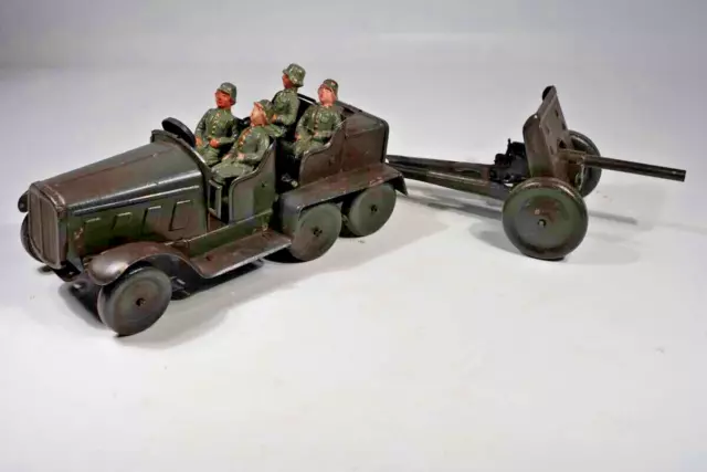 Göso Wehrmacht Blechspielzeug Kübelwagen mit Geschütz
