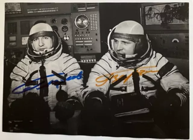 2 Original Autogramme Sojus 24 Kosmonauten Glaskow, Gorbatkow Space