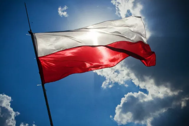 Poland Polish Polska Fabric Polyester Large Flag 5 x 3ft Football Sport Europe B