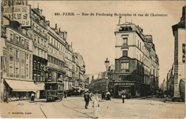 CPA AK Paris 12e - Rue du Faubourg St-Antoine e rue de Charenton (55895)