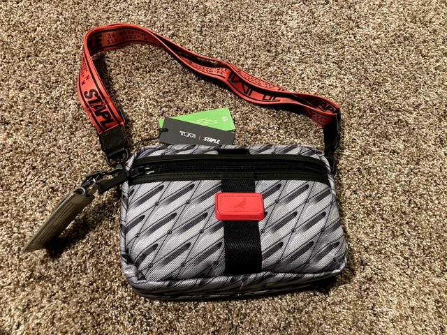 Tumi STAPLE pigeon Kit Crossbody Style Bag NEW 4