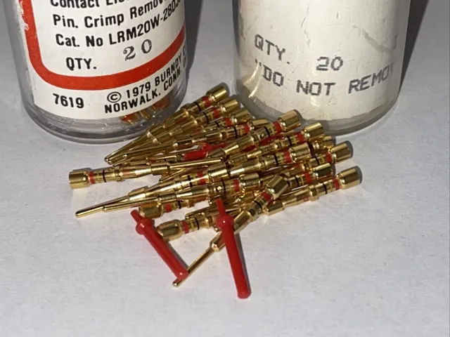 Military Connector NOS MILSPEC GOLD Pins M39029/31-240 Qty 20 3