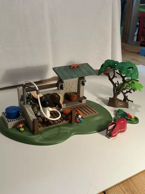 Playmobil Pferdewaschplatz mit echter Wasserfunktion