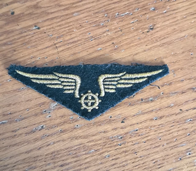 ANCIEN INSIGNE MÉDAILLE Militaire Algérie EUR 12,00 - FR