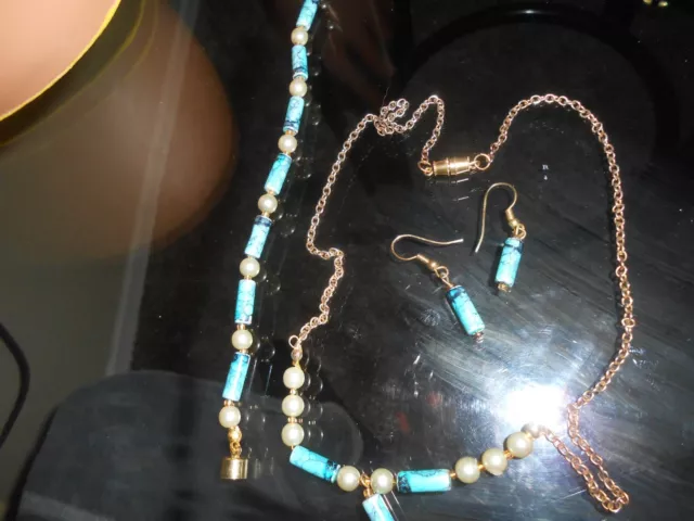 Vtg Turquoise Native American Jewelry set necklace matching earrings & magnetic