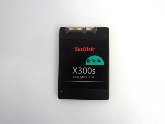 SanDisk SD7UB3Q-128G-1122 X300s 128GB MLC SATA 6Gbps 2.5" SSD     D-4