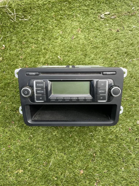 VW Stereo RADIO CD PLAYER 5K0035156A. Caddy, Touran, Golf Etc