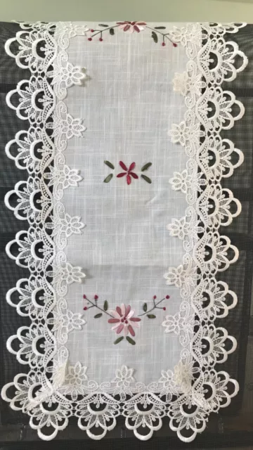 Vintage Hand-Embroidered Table Cloth Runner | Floral Cloth with Lace Border