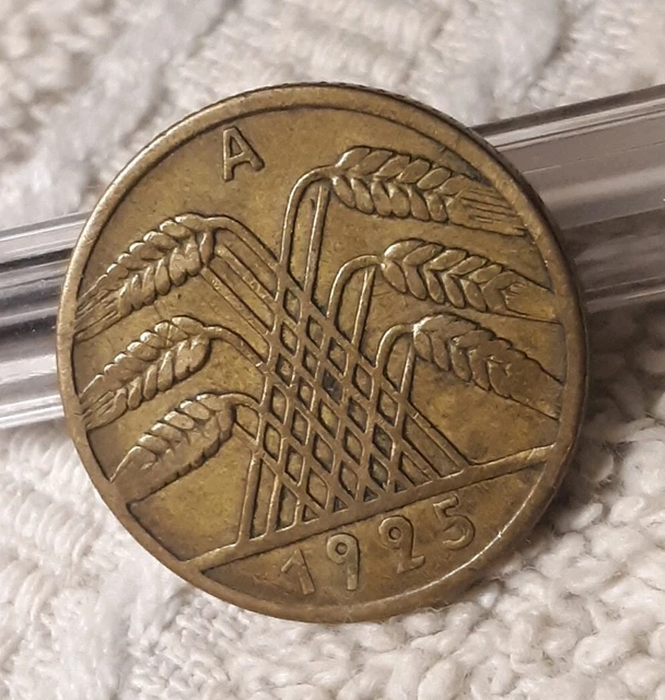 1923-A  Weimar Republic 10 Pfennig ~ Germany ~ Circulated German Bronze Dime