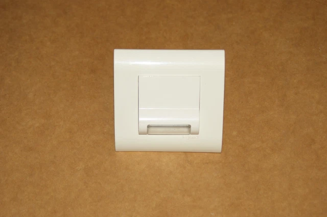 LEGRAND MOSAIC 78510 Voyant de balisage plinthes LED Réf: 78510 + 75002 ...