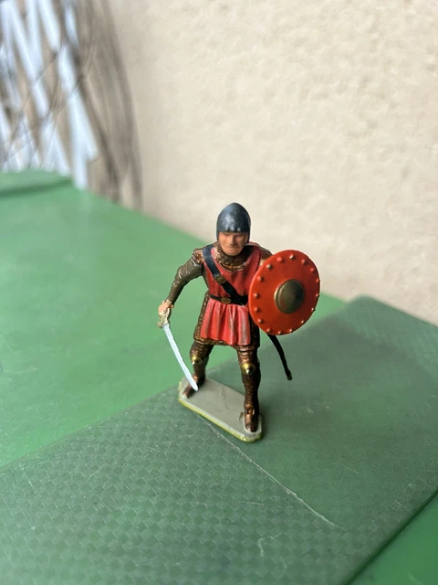 Figurine Starlux Soldat à Pied Moyen Âge - Échelle 1:32 (60mm) - Plastique Peint - Fabriqué En France