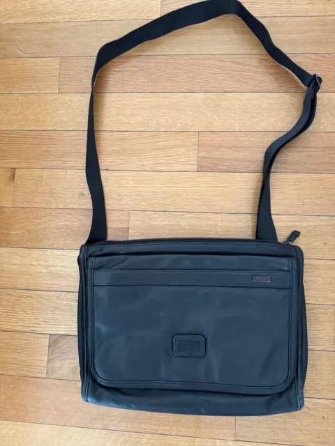 TUMI Alpha Bravo Travis Crossbody Messenger Bag in Black Leather and Nylon