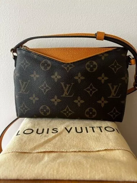 Brand New!!Louis Vuitton Pallas Clutch Crossbody Saffron Monogram Canvas HandBag