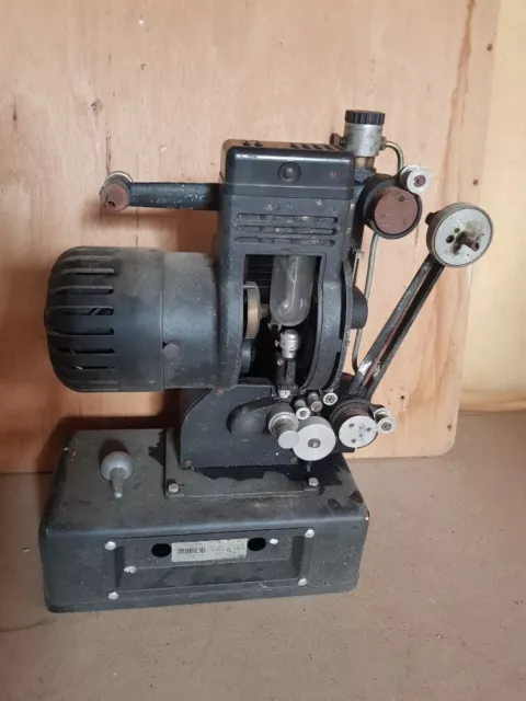 Projecteur DEBRI 16 Vintage pour collectionneur sans les bobines