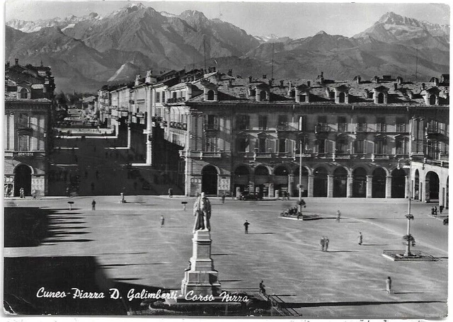 CARTOLINA DI CUNEO ,PIAZZA GALIMBERTI - CORSO NIZZA viaggiata 1953