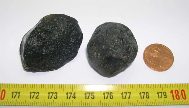 2 Tektite Da Thailandia (47 Grammi - 076)