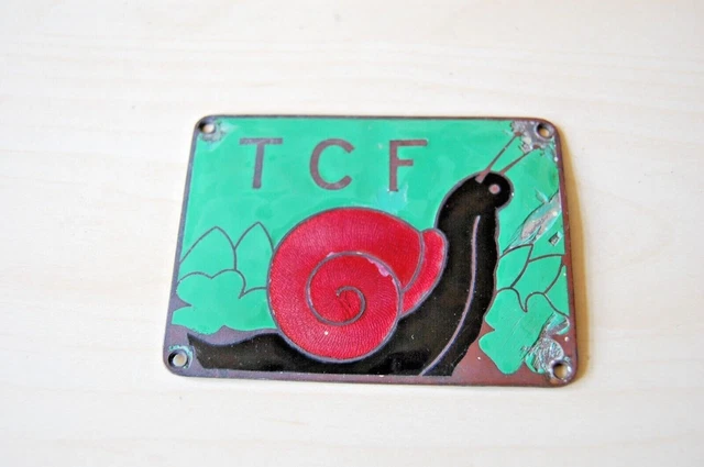 Ancien Insigne Badge Emaillé TCF Touring Club de France