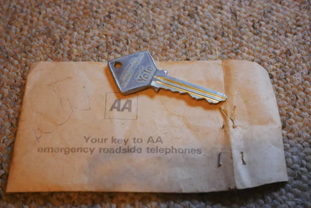 AA Members Key - Your key to AA emergency roadside telephones - with envelope