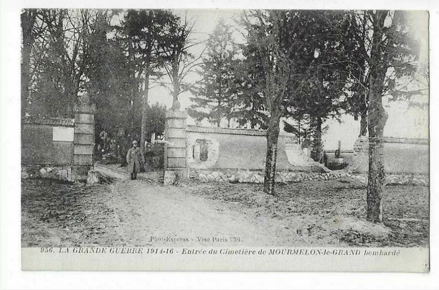 Militaire Guerre 1914  Entree Du Cimetiere De Mourmelon Le Grand Bombarde