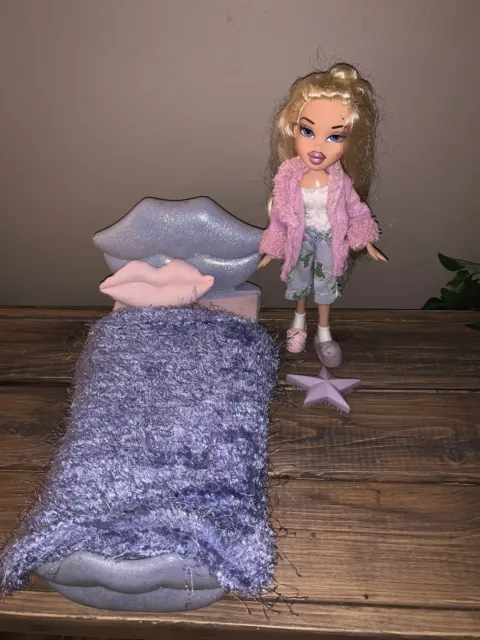 Bratz best sale doll bed