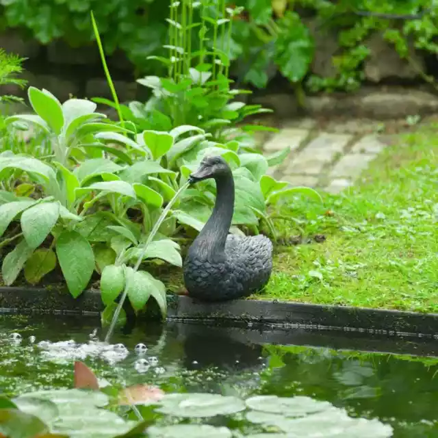 Ubbink Floating Spitter Garden Fountain Swan Outdoor Waterfall Decor vidaXL
