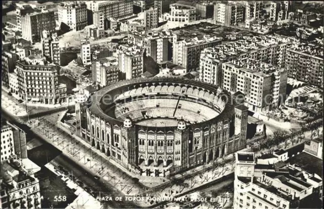 11888843 Barcelona Cataluna Plaza de toros monumental desde el aire