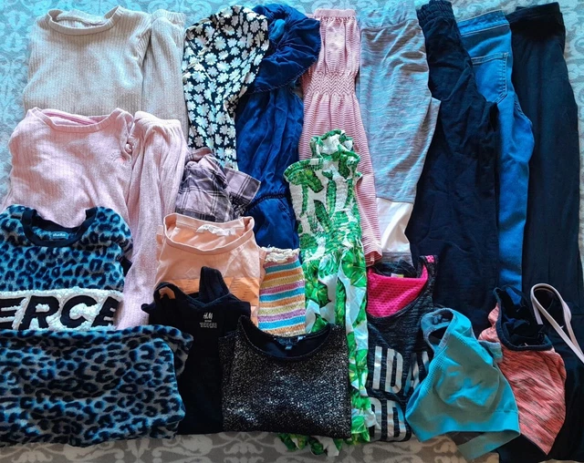 Bundle Of Girls Clothes Age 10-11 Inc Loungewear Activewear Playsuits Tops Etc