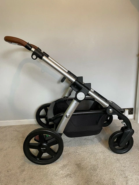 Silver Cross Wave Chassis With Wheels & Large Basket Great Condition