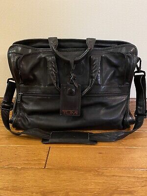 TUMI Black Leather 5 Pocket Zip Briefcase Bag Laptop Computer Bag Shoulder Strap