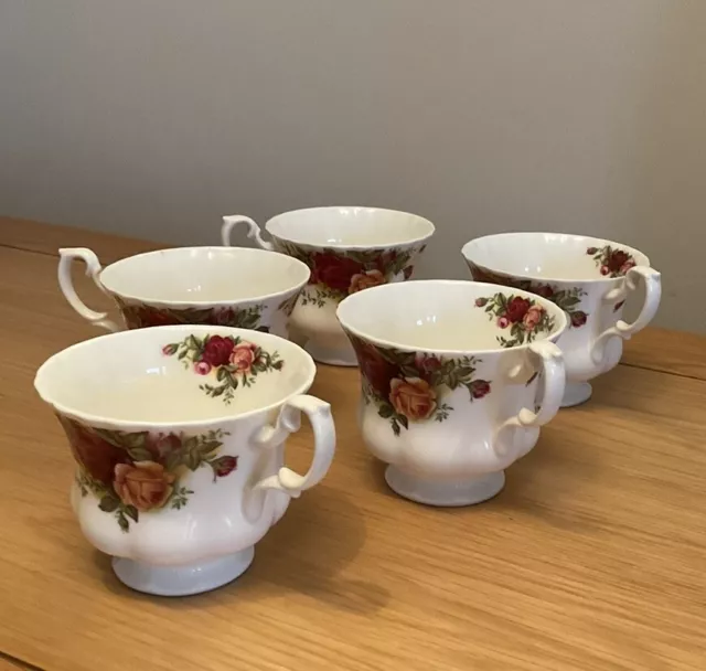 ROYAL ALBERT OLD COUNTRY ROSES 5 Cups. 2nd Quality. 2