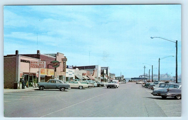 MACKINAW CITY, Michigan MI ~ STREET SCENE 1962 Cheboygan County Postcard