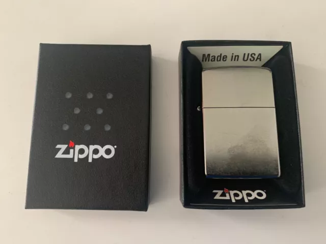 Zippo 207 Regular Street Chrome Lighter - New In Box - Made in USA