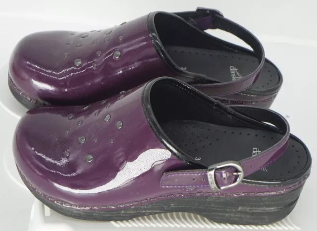 Dansko Jemma Patent Leather Studded Sling Back Mule Clog Girls Size 34 US 4-4.5