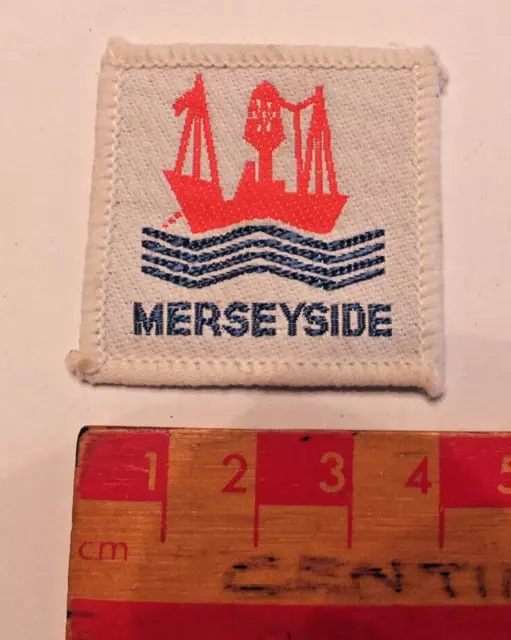 Vintage Boy Scouts Merseyside District County Area Badge (C1)