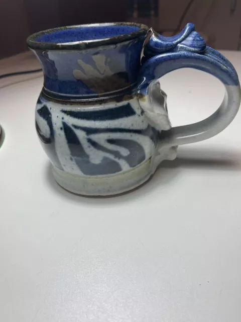 Art Pottery Studio John Schulps Signed Mug Thumb Rest Stoneware Blue White