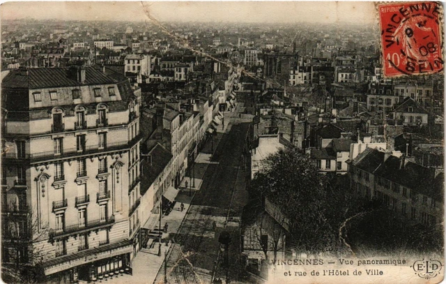 CPA Vincennes - Vue panoramique et rue de l'Hotel de Ville (259903)