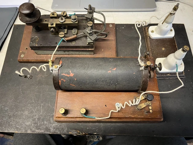 WW2 VINTAGE MORSE Key With Spark Quench Unit And Spark Gap Coil Very ...