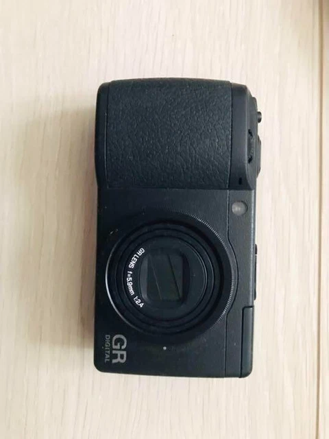 RICOH GR TECHNOLOGY: COMPACT Lithium Ion BLACK Digital Camera 2