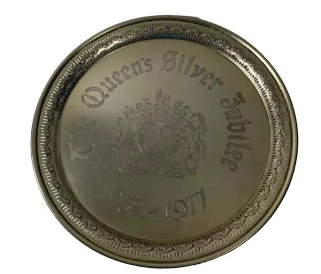 Queen Elizabeth II Silver Jubilee 1952 - 1977 Silver Plated tray 35 cm