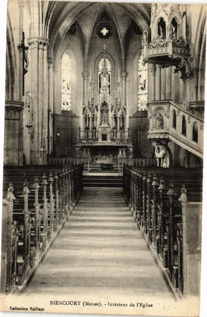 CPA Biencourt-Intérieur de l'Eglise (232117)