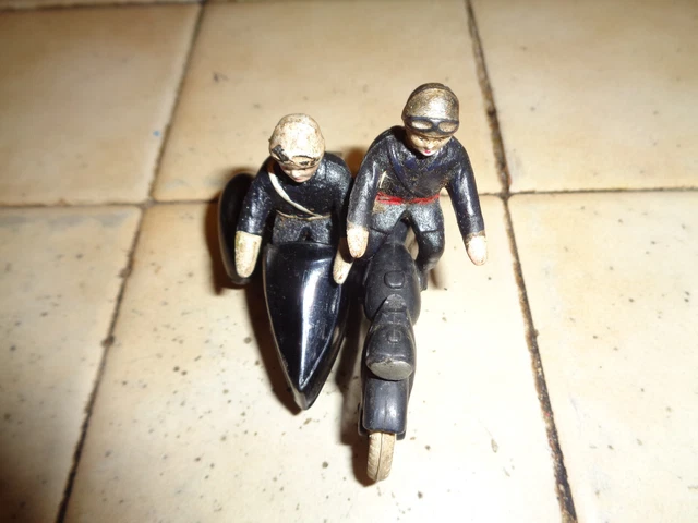 Minialuxe  Moto  side car + 2 Motards Gendarmerie 2