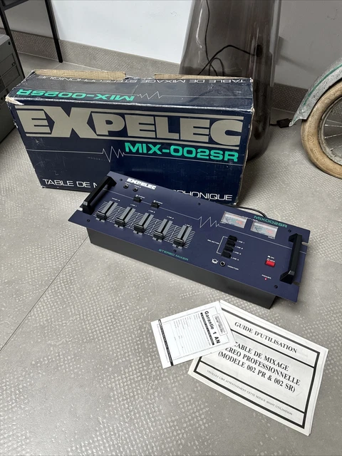 Vends table de mixage MIX 002 AF sur Gens de Confiance