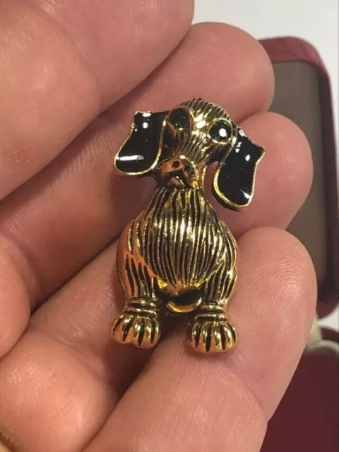 Vintage Style Gold Tone Dachshund Sausage Dog Brooch Shawl Pin